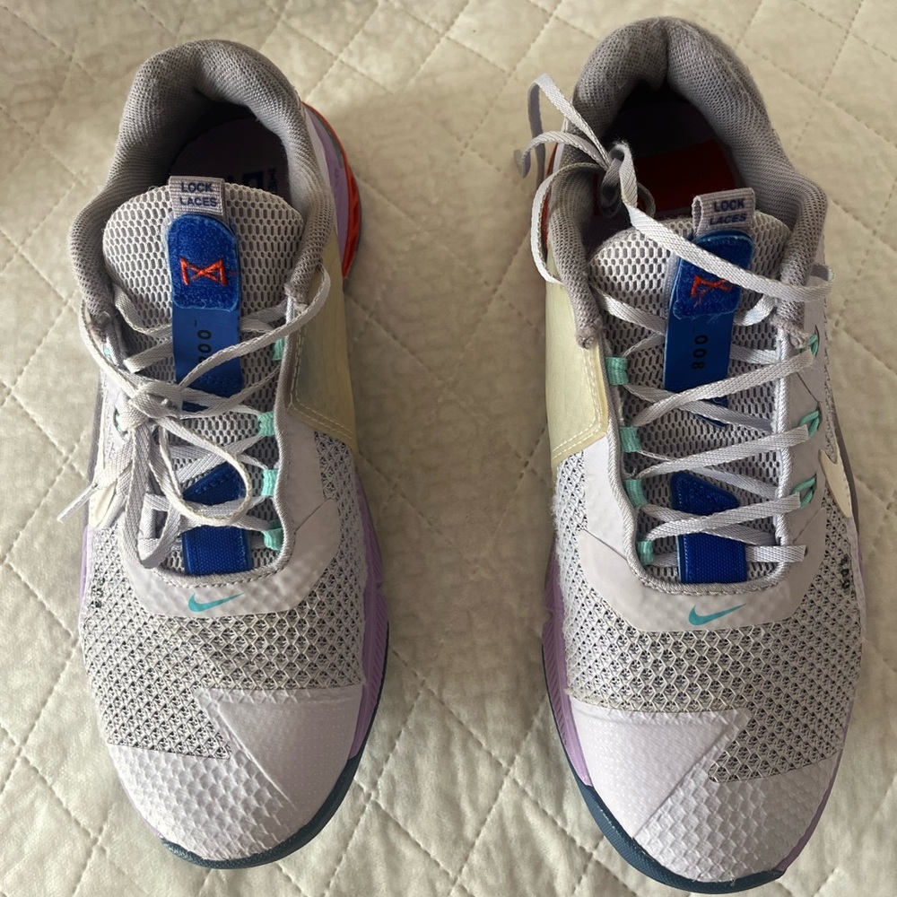Nike Women's Gray and Blue Sneakers